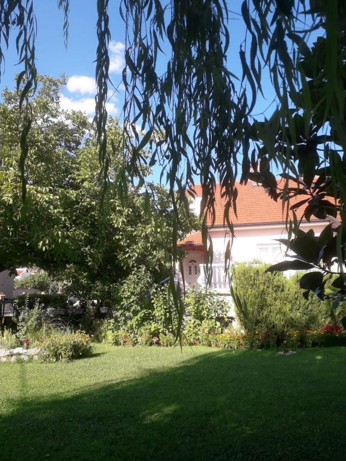 Melograno Mostar